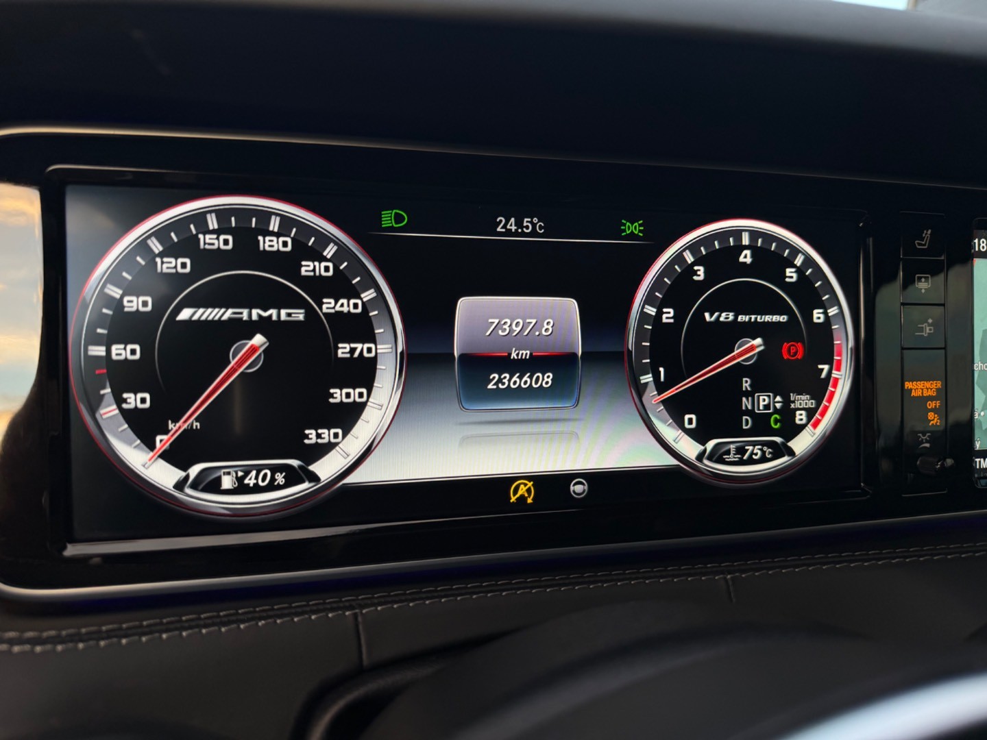 Mercedes-Benz S trieda Kupé Coupé 63 AMG 4Matic designo FULL