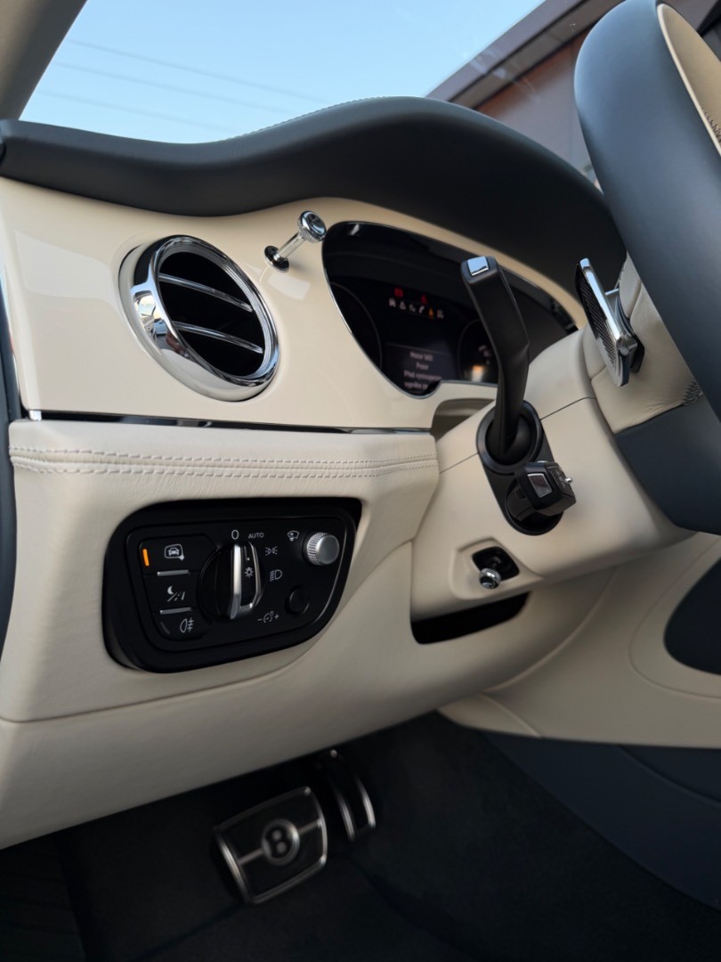 Bentley Bentayga 4.0 V8 First Edition SK ŠPZ VZDUCH-TV-360CAM