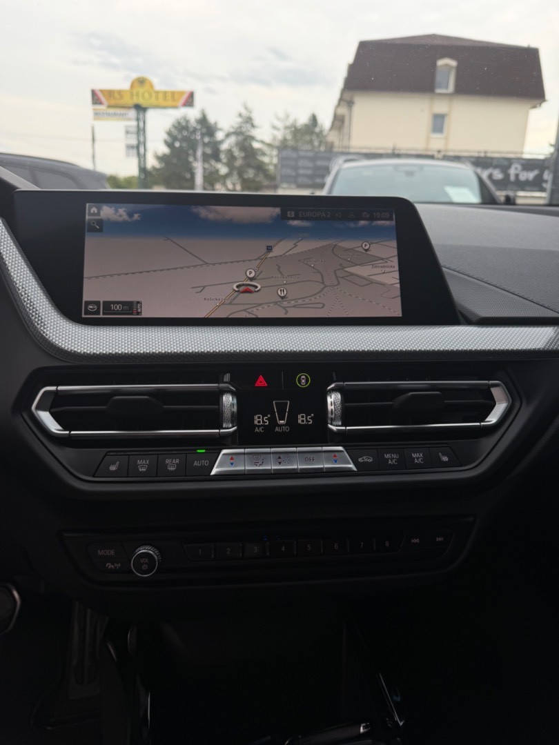 BMW Rad 2 Gran Coupé 218i   A/T M-Sport SK ŠPZ