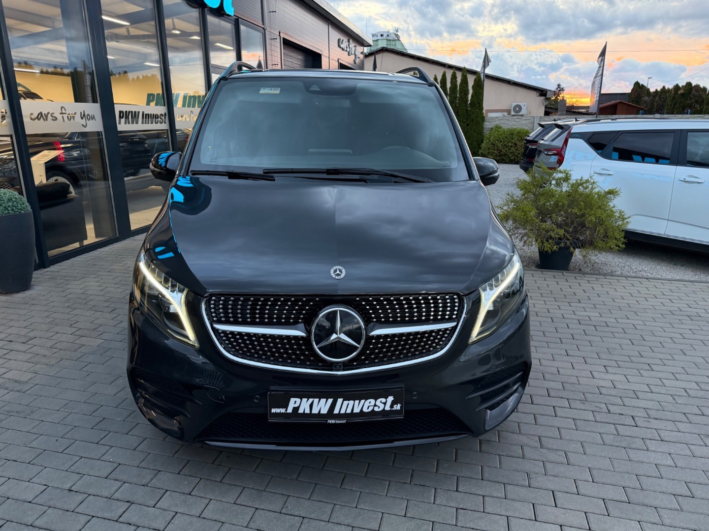 Mercedes-Benz V trieda 300CDi A/T 4Matic 7M AMG line