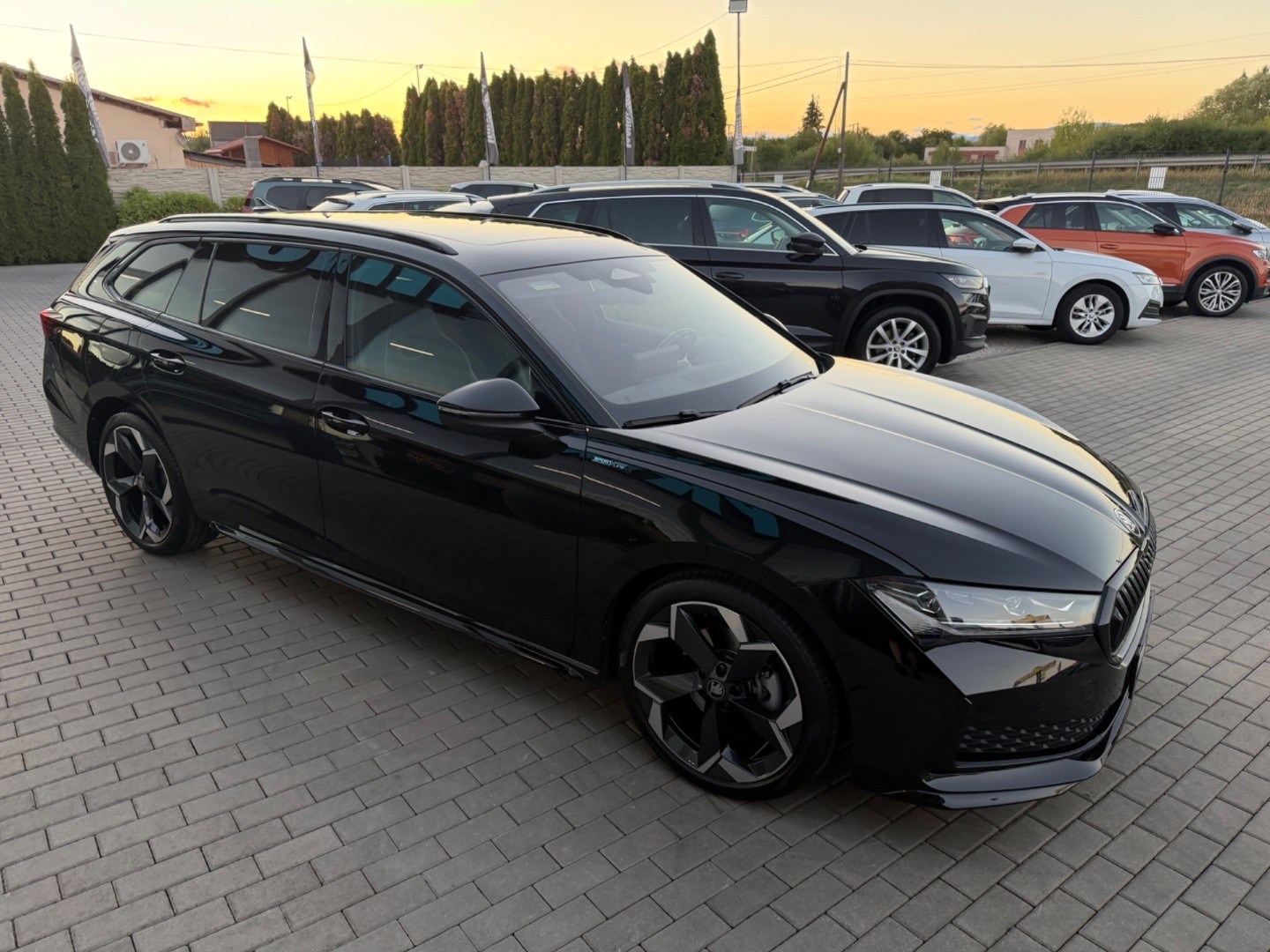 Škoda Superb Combi 2.0TDi DSG Sportline *ZÁRUKA*SK*FULL*