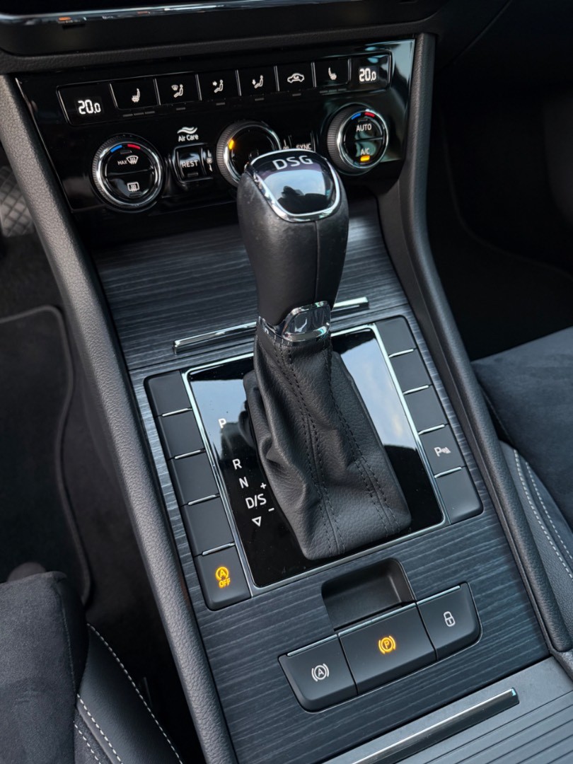 Škoda Superb 2.0TDi DSG Style *VIRTUAL*KAMERA*