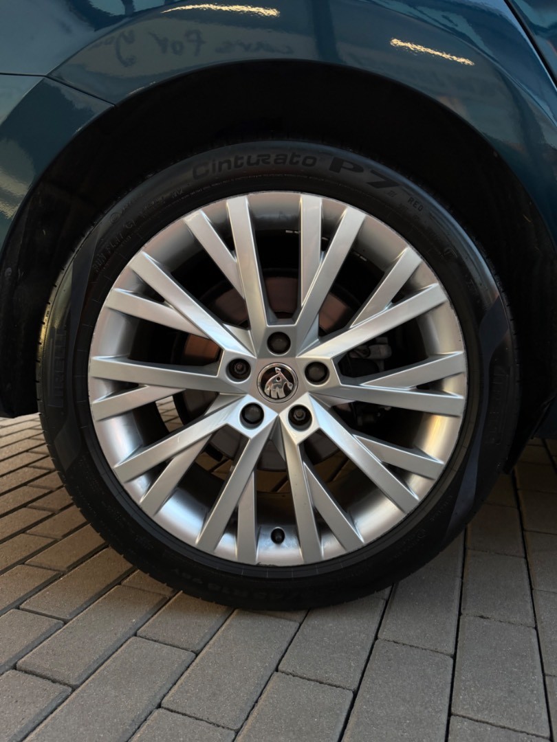 Škoda Superb Combi 2.0TDi DSG 4×4 L&K SK ŠPZ FULL