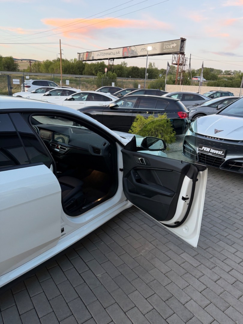 BMW Rad 2 Gran Coupé 220d   x-Drive A/T M-Sport SK ŠPZ