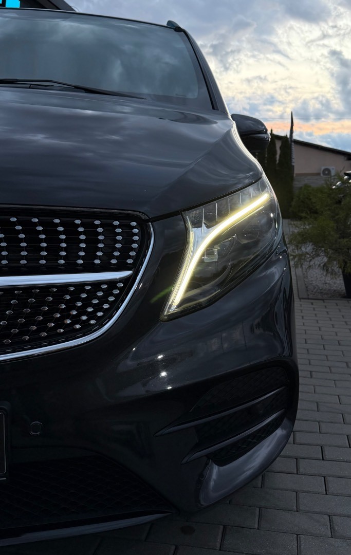 Mercedes-Benz V trieda 300CDi A/T 4Matic 7M AMG line
