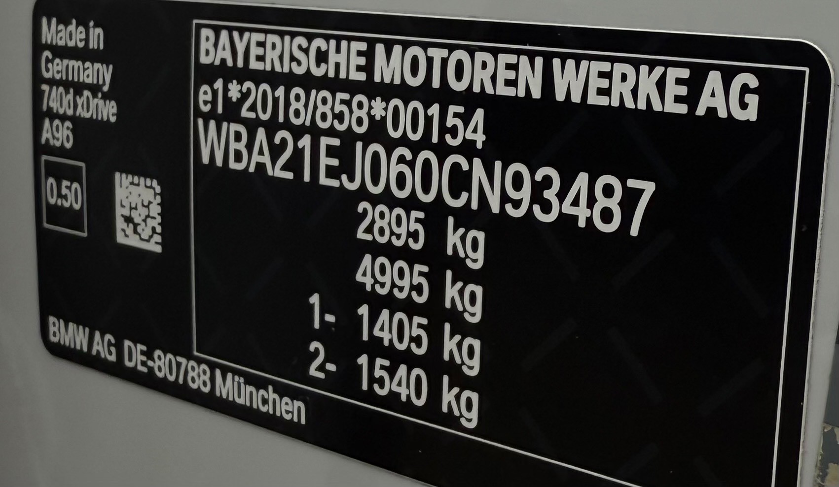 BMW Rad 7 740d mHEV x-Drive A/T Individual Edition SK ŠPZ