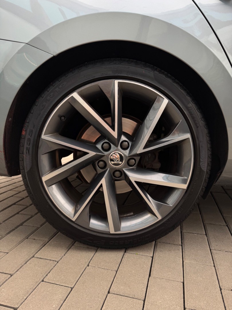 Škoda Superb 2.0TDi DSG 190PS Sportline KUPOVANÉ v SR