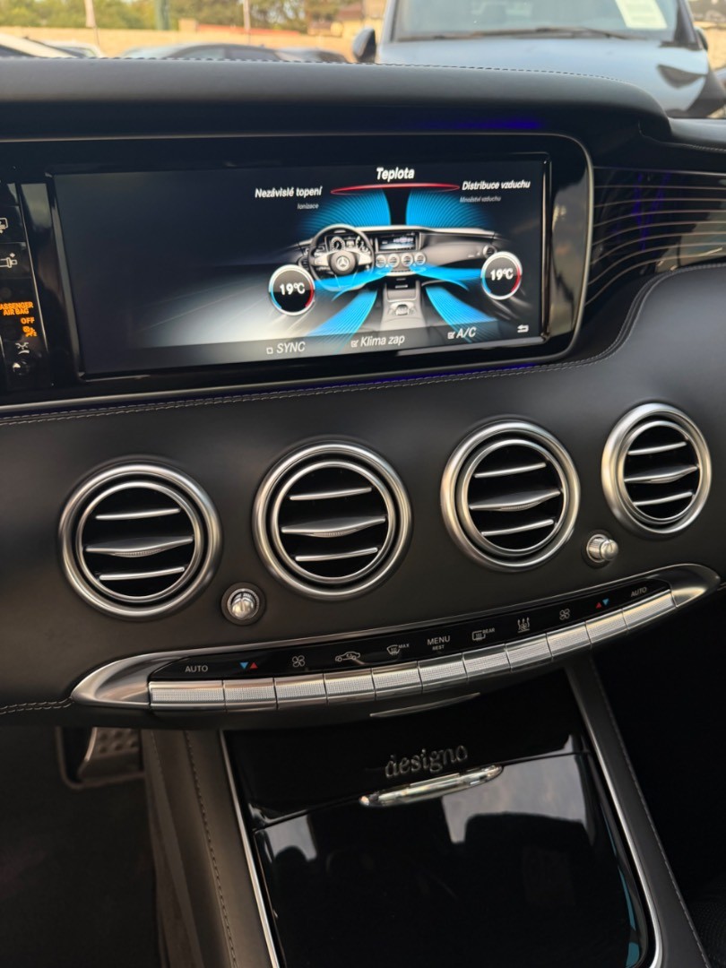 Mercedes-Benz S trieda Kupé Coupé 63 AMG 4Matic designo FULL