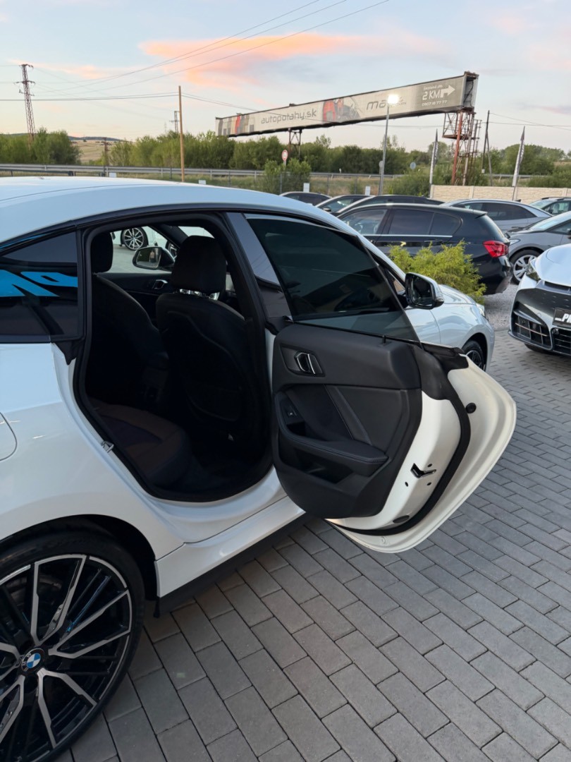 BMW Rad 2 Gran Coupé 220d   x-Drive A/T M-Sport SK ŠPZ