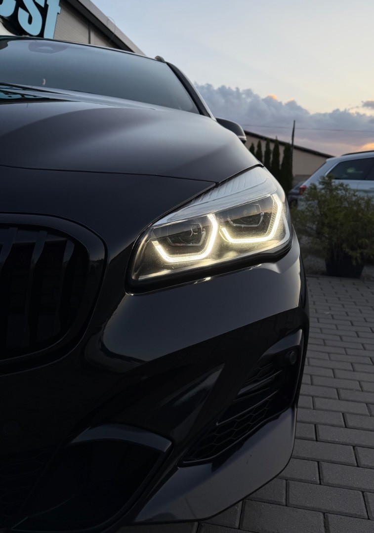 BMW Rad 2 Gran Tourer 218i   A/T M-Sport 7M Black line