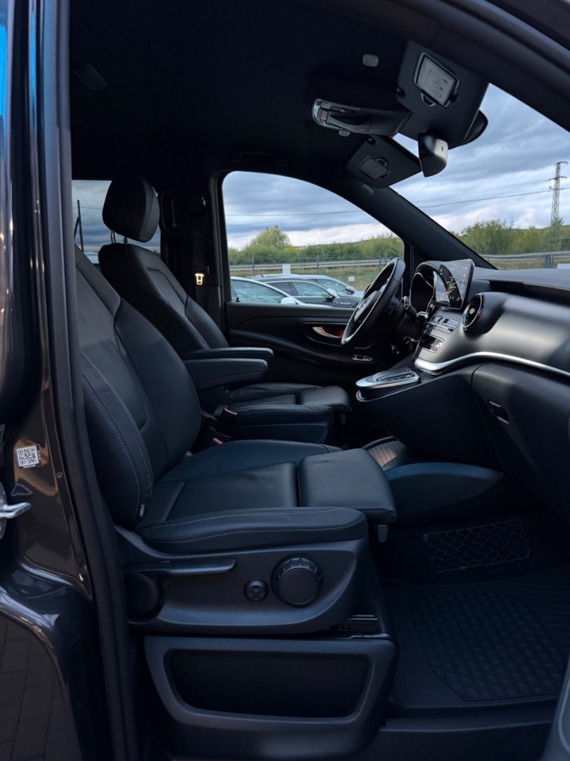 Mercedes-Benz V trieda 300CDi A/T 4Matic 7M AMG line