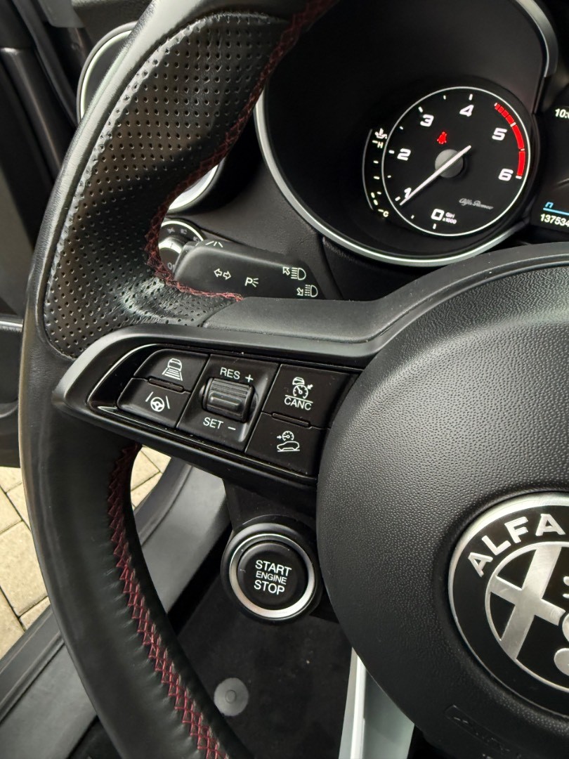 Alfa Romeo Stelvio 2.2 JTD 190k Business AWD A/T