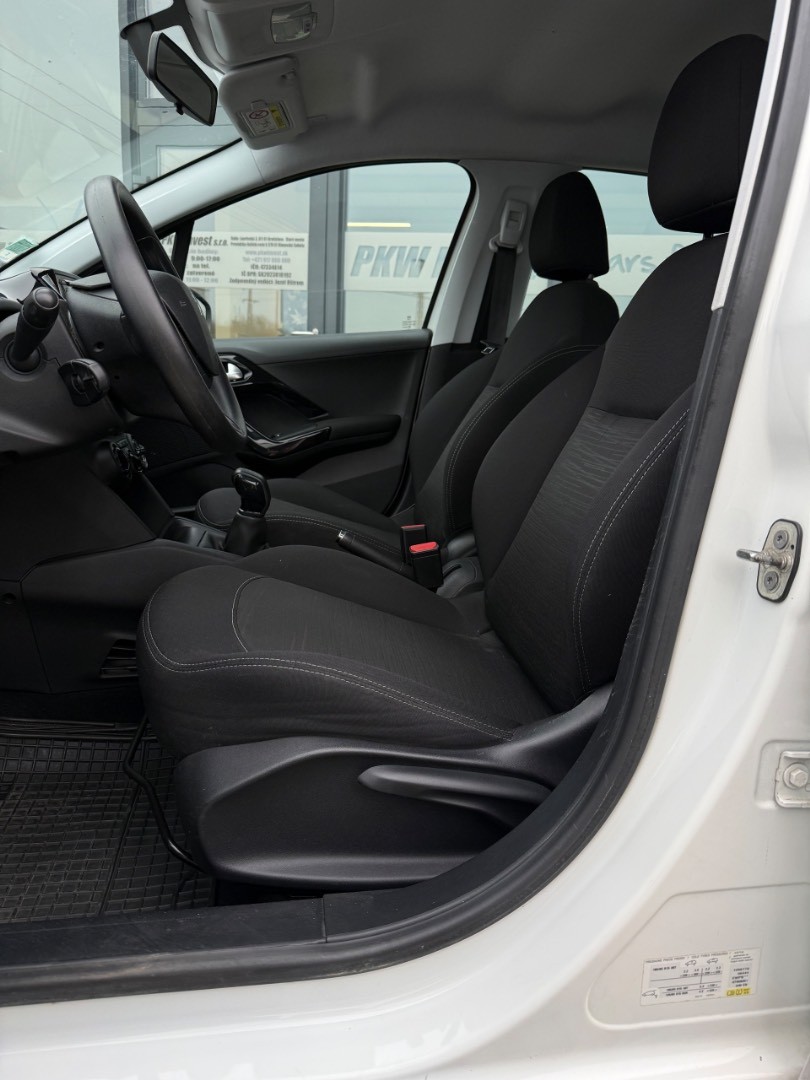 Peugeot 208 1.6 BlueHDi Active