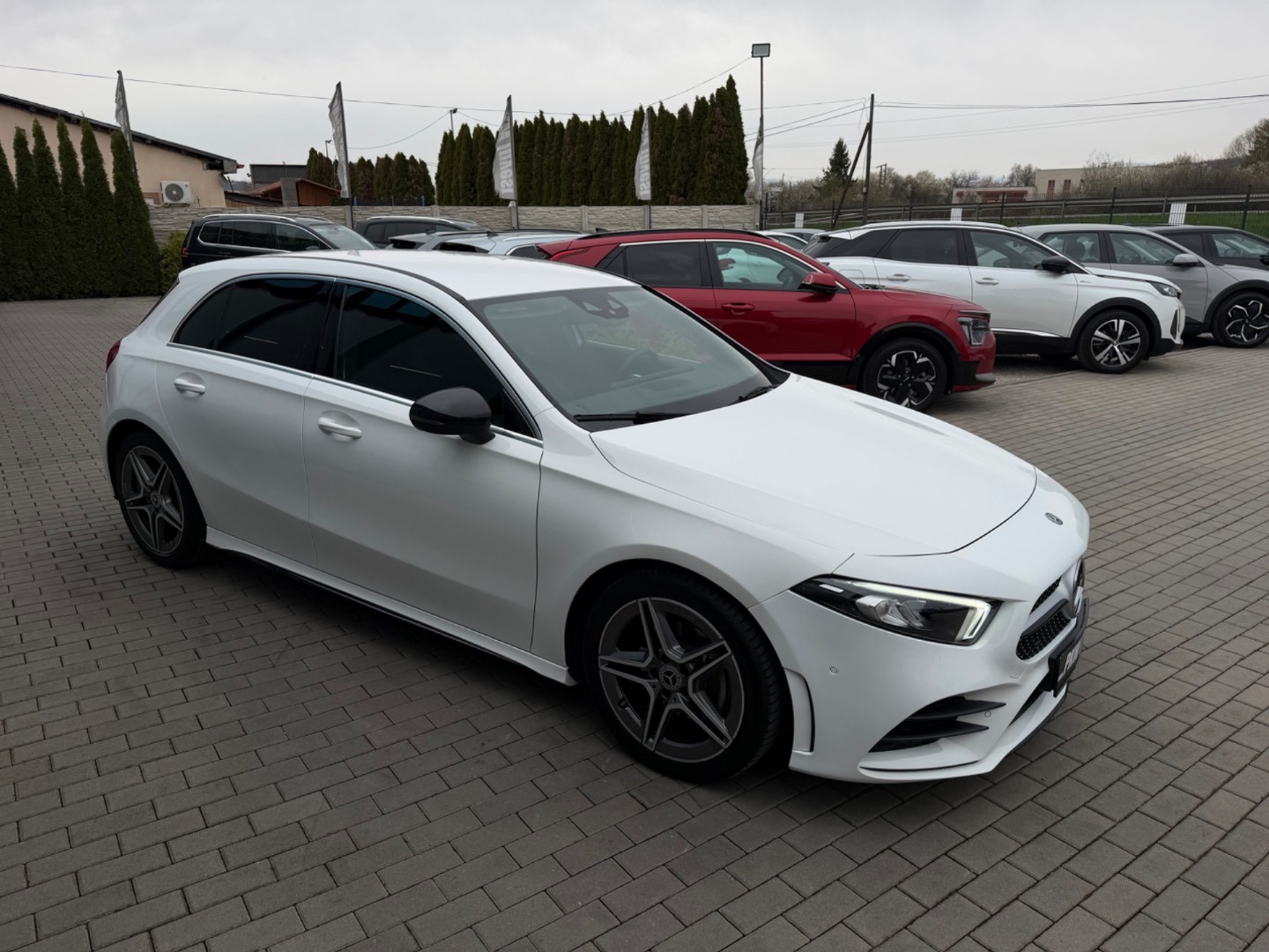 Mercedes-Benz A trieda 180d /T AMG line