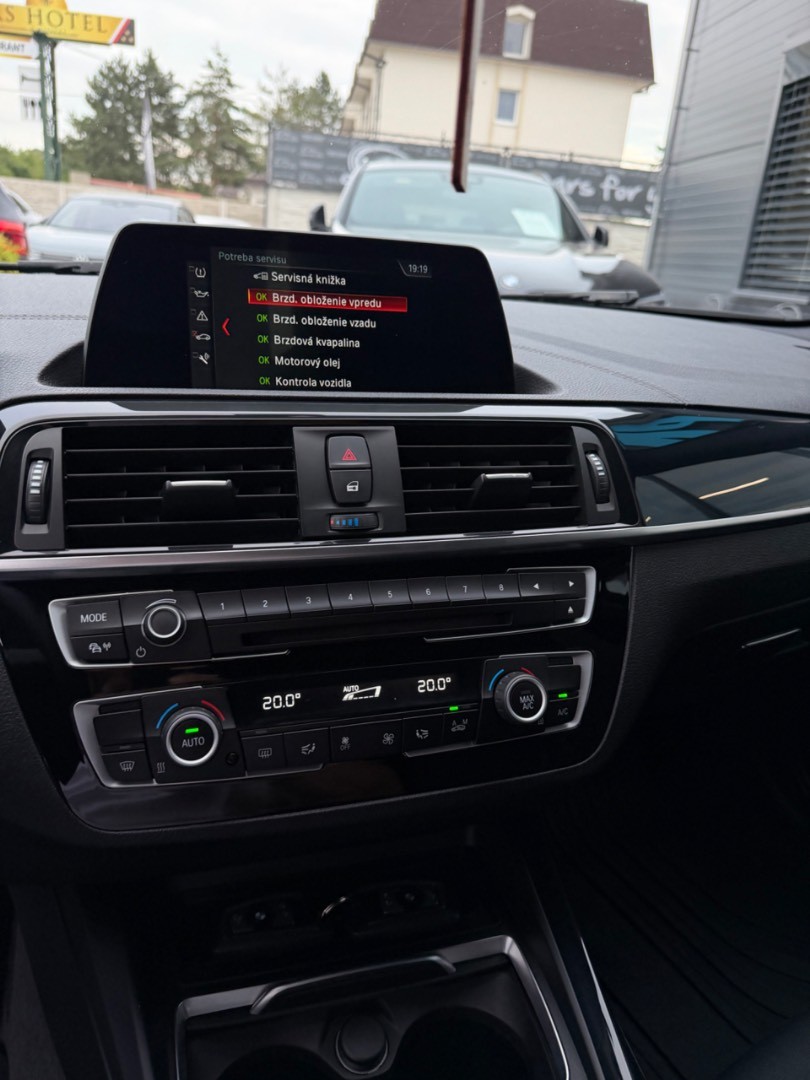 BMW Rad 1 118i M-Sport line A/T SK ŠPZ