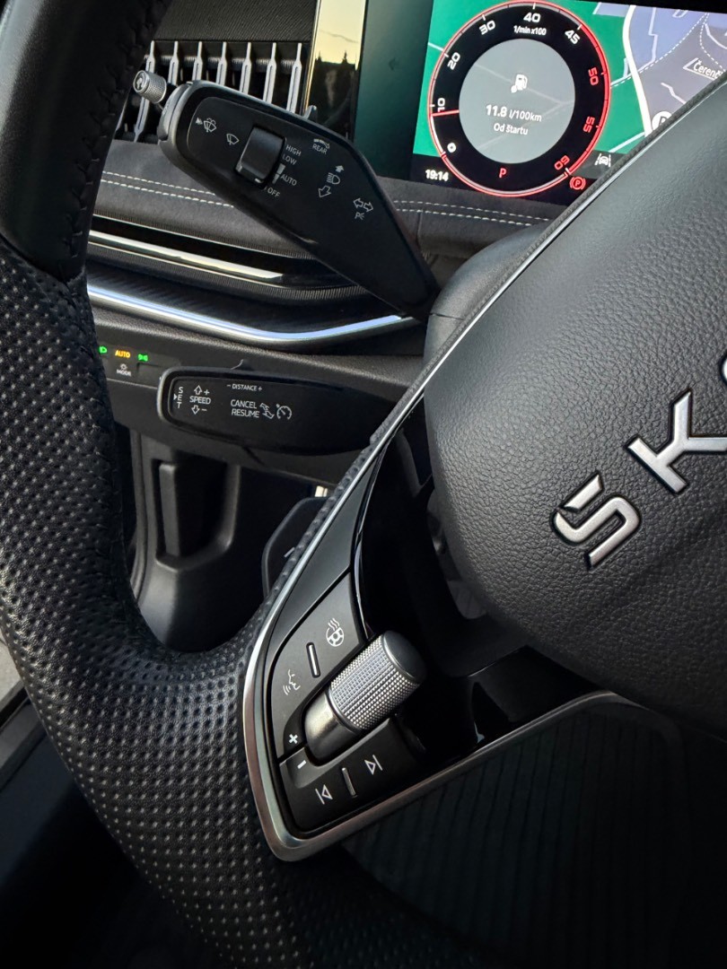 Škoda Superb Combi 2.0TDi DSG Sportline *ZÁRUKA*SK*FULL*