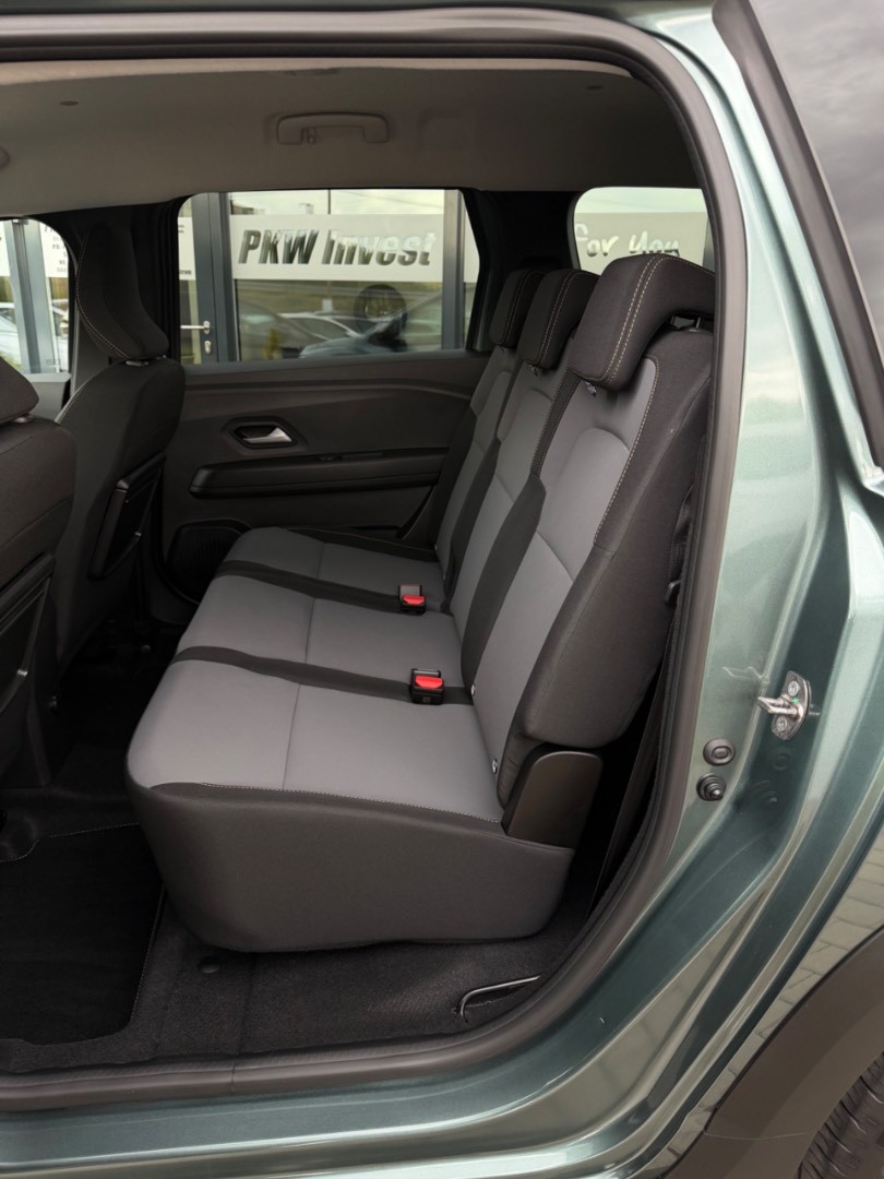 Dacia Jogger EXTREME 1.6Hybrid 140PS A/T 5M