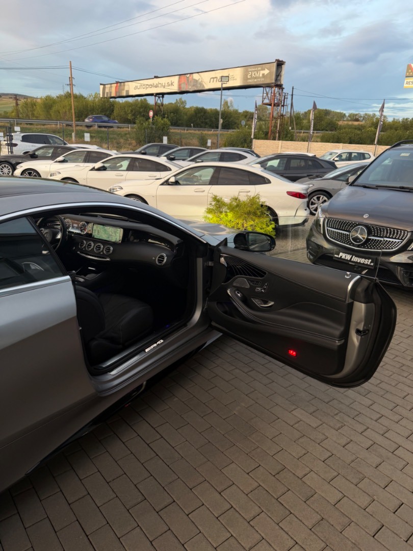 Mercedes-Benz S trieda Kupé Coupé 63 AMG 4Matic designo FULL
