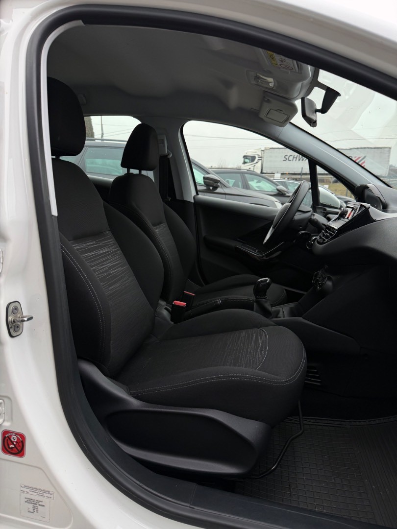 Peugeot 208 1.6 BlueHDi Active