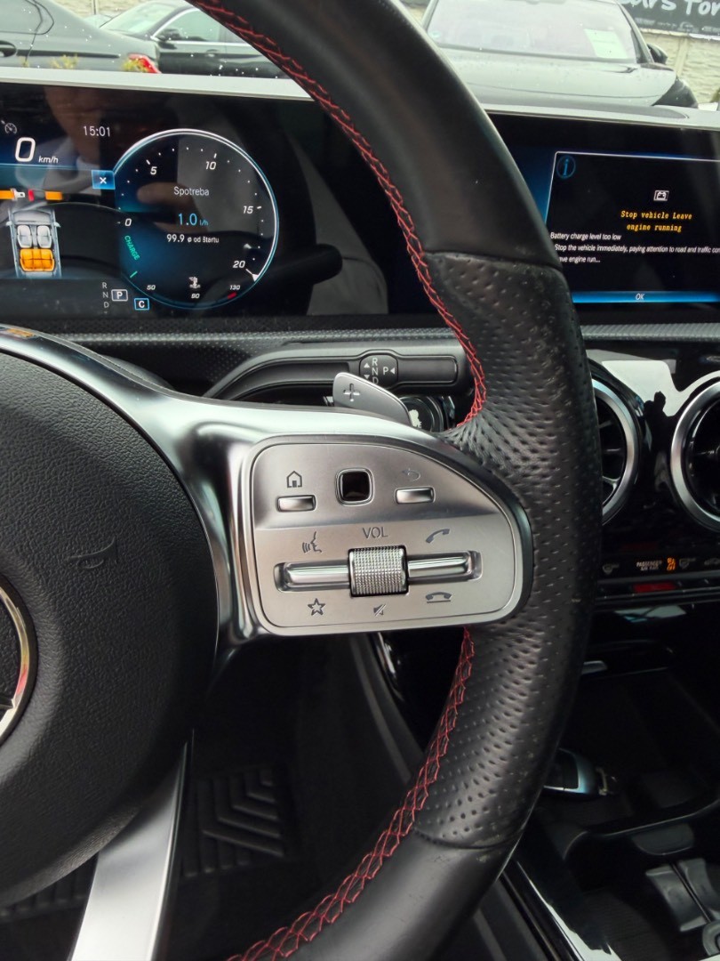 Mercedes-Benz A trieda 180d /T AMG line