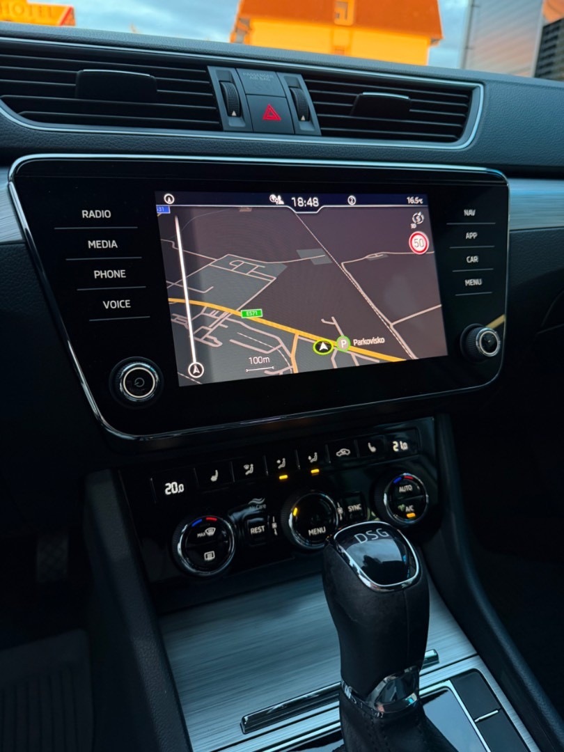 Škoda Superb 2.0TDi DSG Style SK ŠPZ