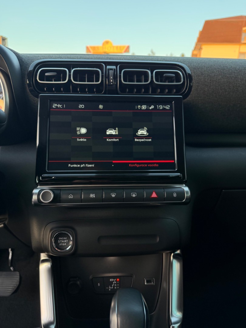 Citroën C3 Aircross 1.2i A/T 131PS TOP