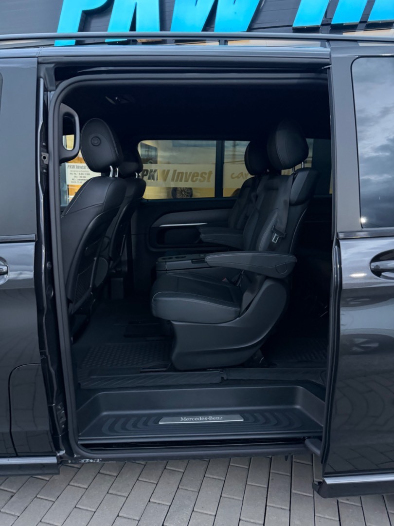 Mercedes-Benz V trieda 300CDi A/T 4Matic 7M AMG line