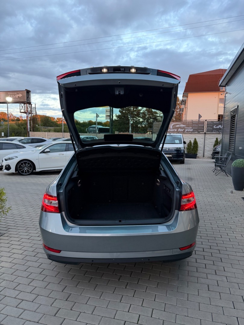 Škoda Superb 2.0TDi DSG Style SK ŠPZ