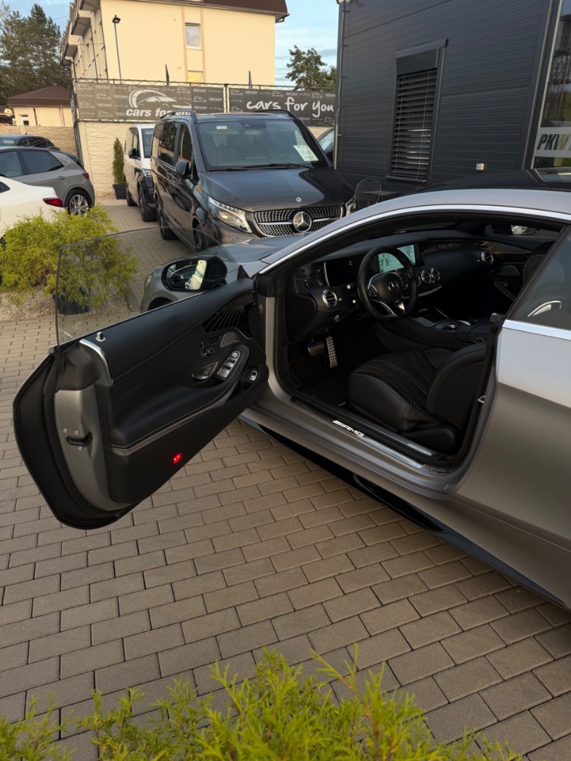 Mercedes-Benz S trieda Kupé Coupé 63 AMG 4Matic designo FULL