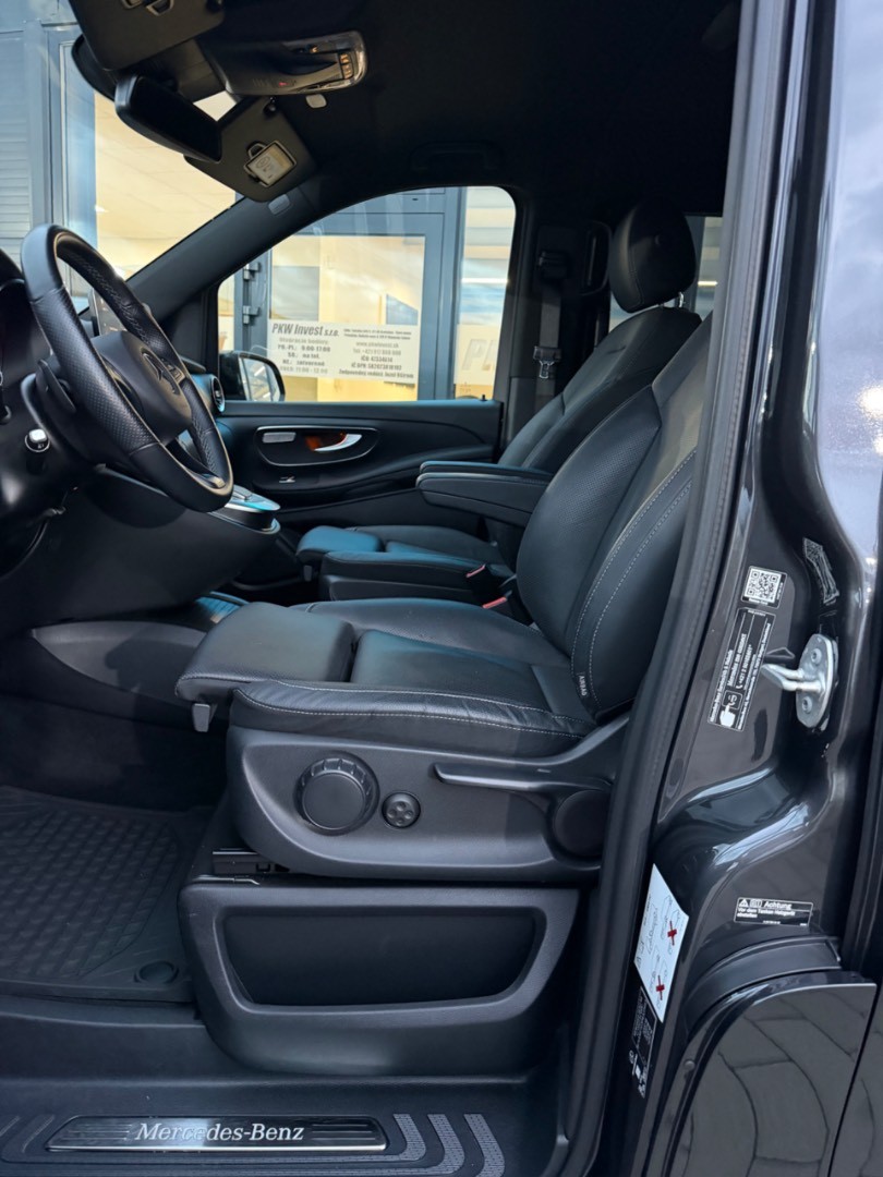Mercedes-Benz V trieda 300CDi A/T 4Matic 7M AMG line