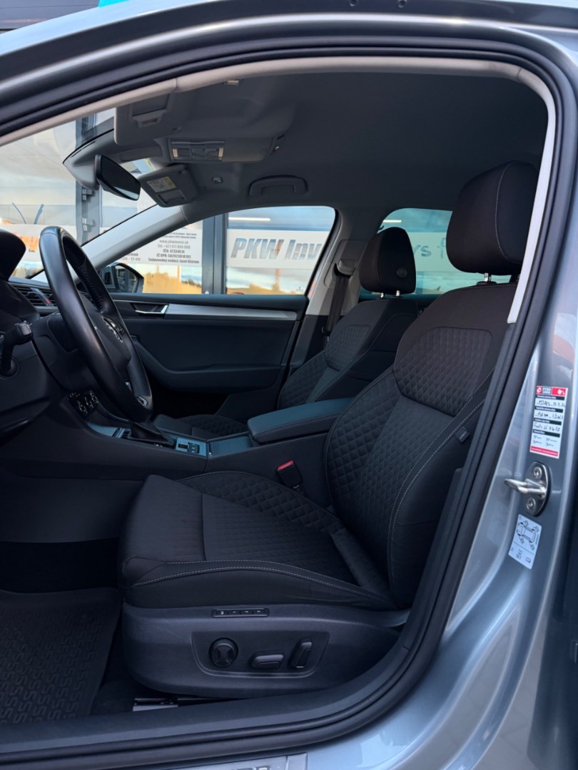 Škoda Superb 2.0TDi DSG Style SK ŠPZ