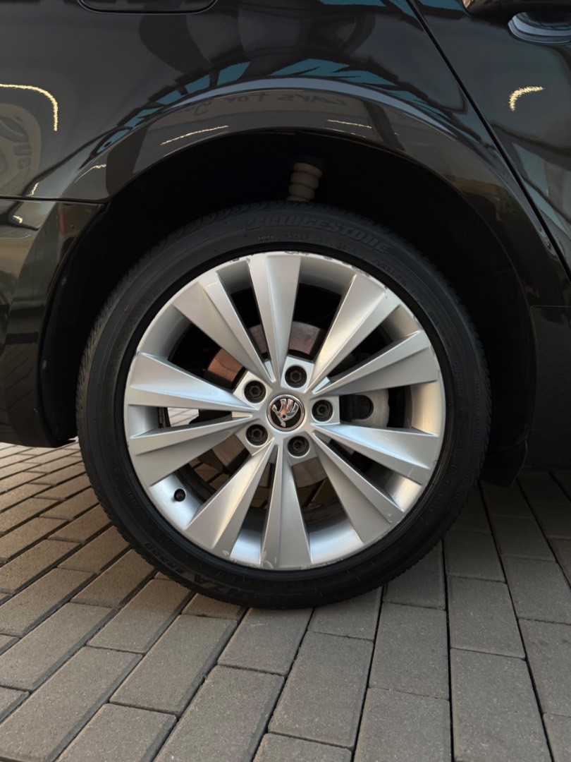 Škoda Superb 2.0TDi 140PS Elegance SR kupovaný