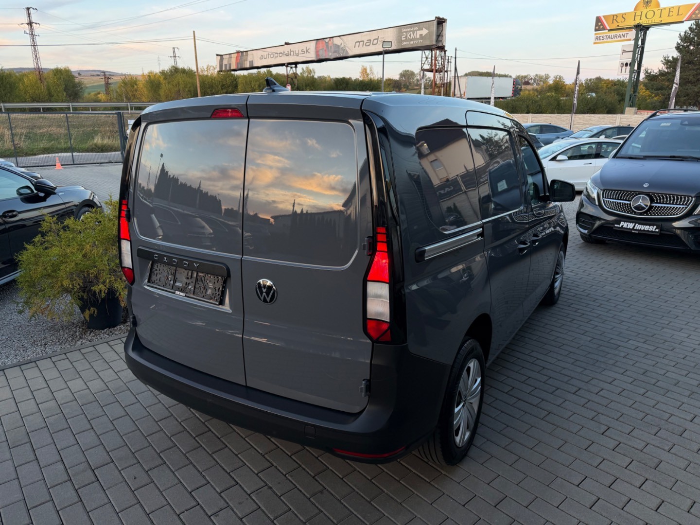 Volkswagen Caddy 2.0TDi 2M SK ŠPZ