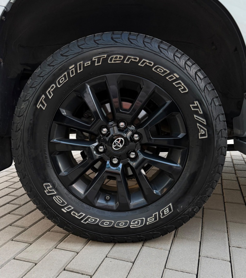 Toyota Land Cruiser 2.8 D-4D 204 Executive A/T 4×4