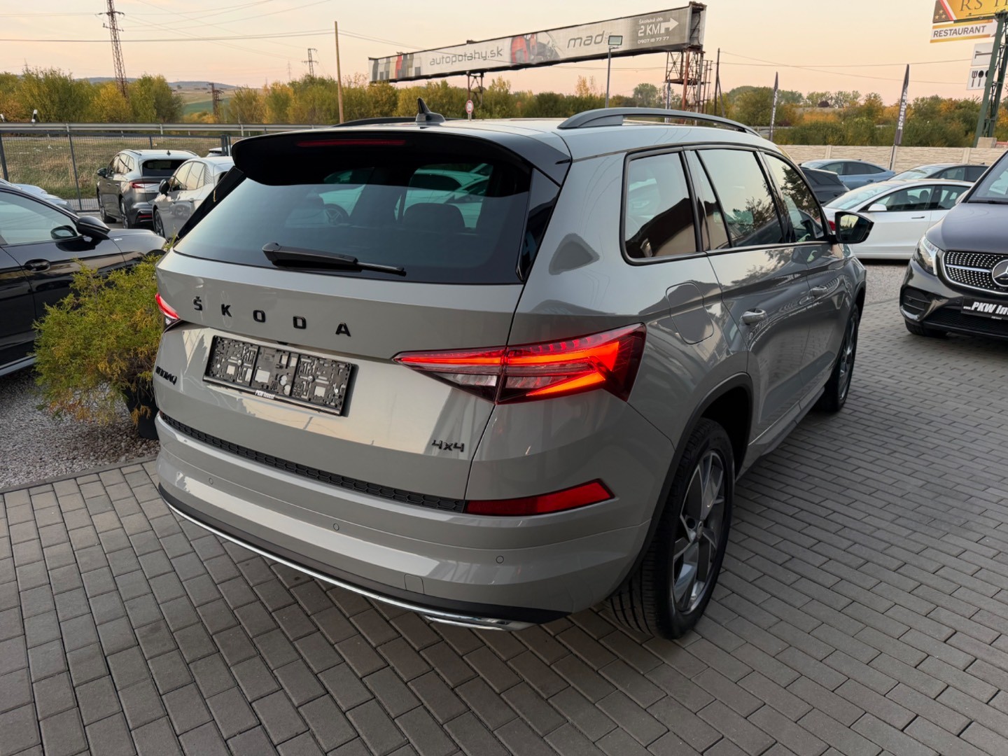 Škoda Kodiaq 2.0TDi DSG 4×4 Sportline ŤAŽNÉ-VIRTUAL-KAMERA