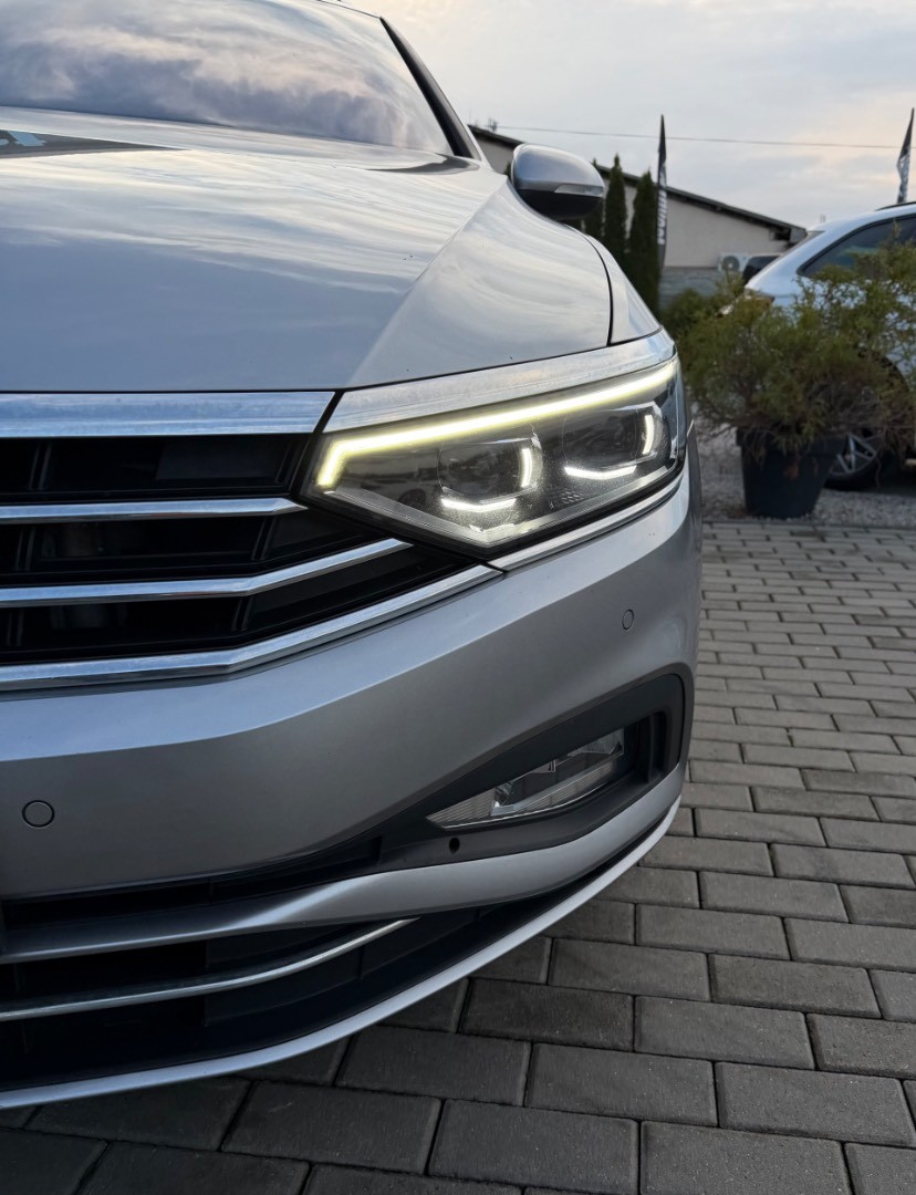 Volkswagen Passat Variant 2.0 TDI EVO Elegance DSG