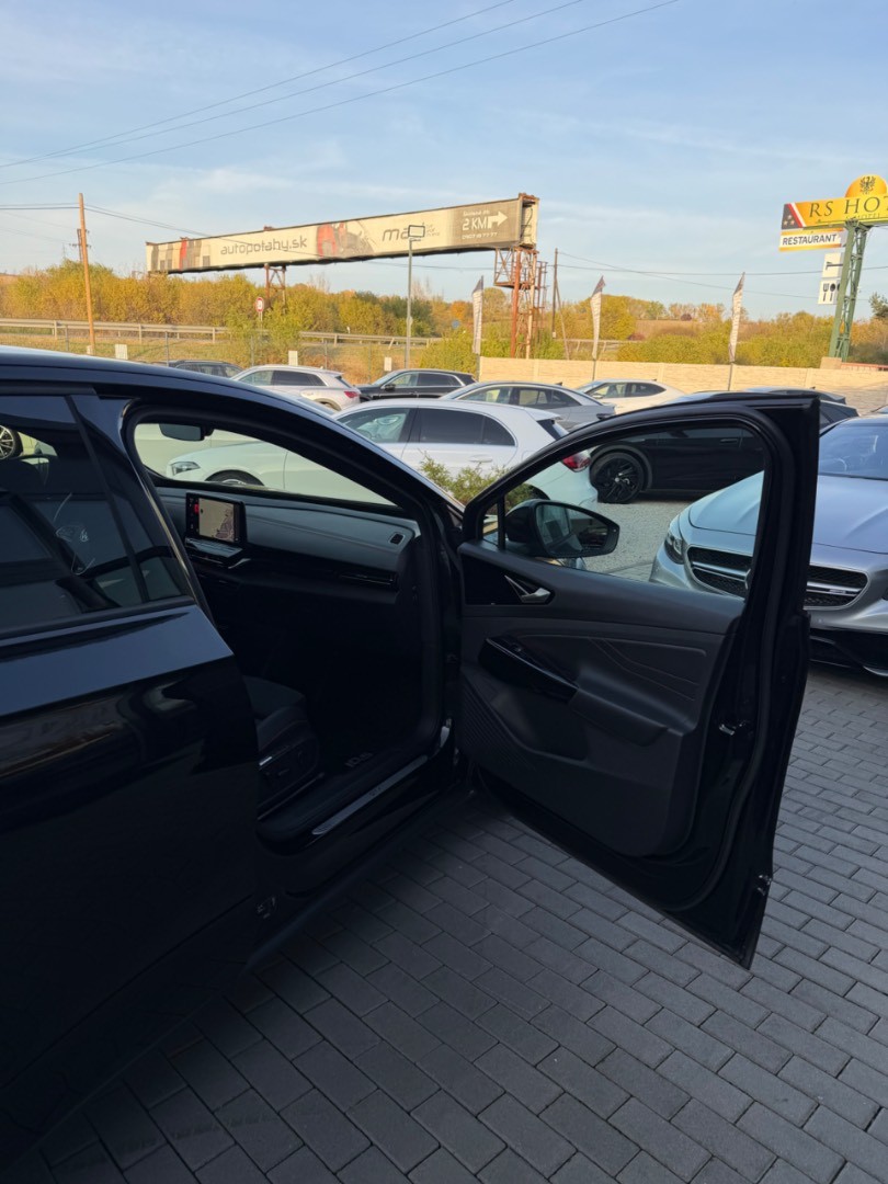 Volkswagen ID.5 GTX 82kWh/220kW TEPELKO