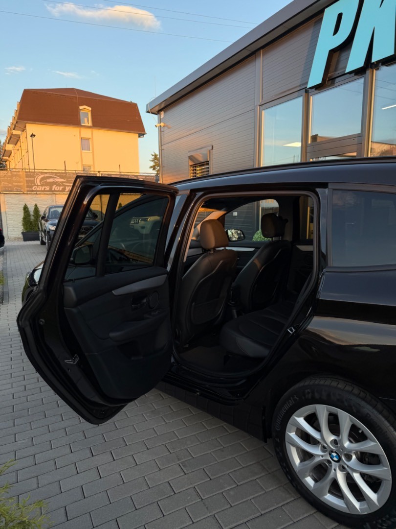 BMW Rad 2 Gran Tourer 2   220d xDrive A/T