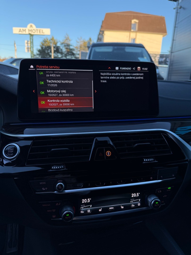 BMW Rad 5 Touring 530d  mHEV x-Drive A/T M-Sport M-sedadlá Edition SK ŠPZ