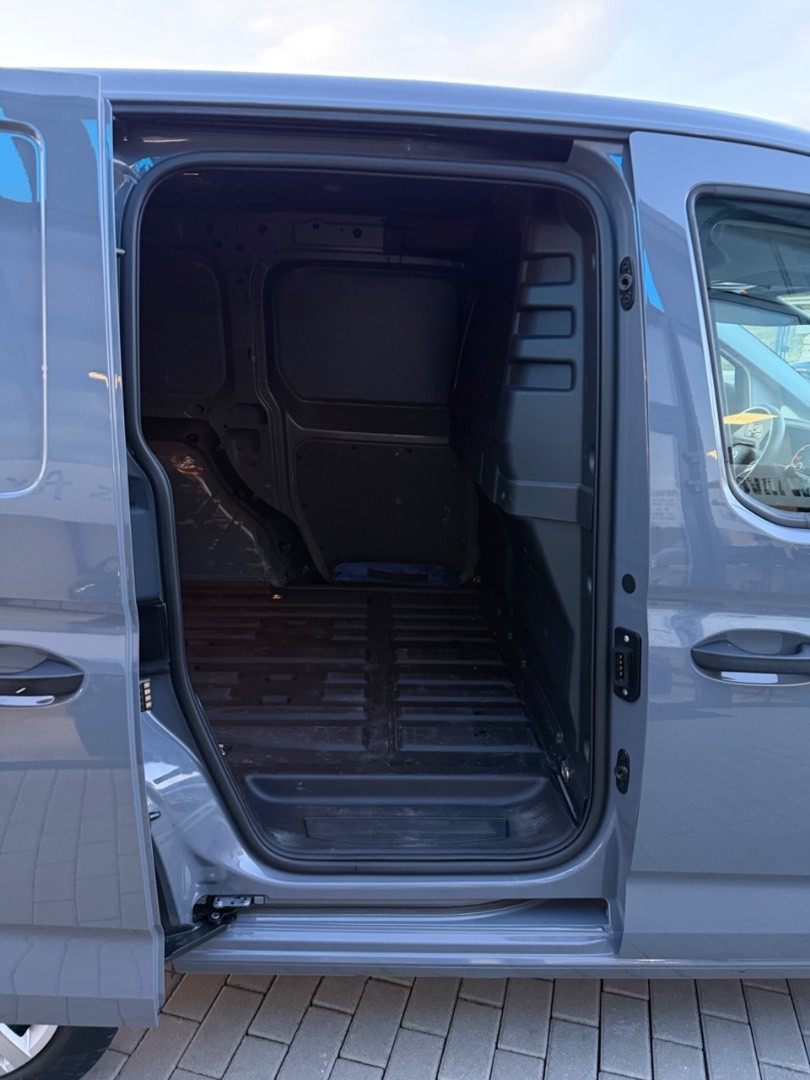 Volkswagen Caddy 2.0TDi 2M SK ŠPZ