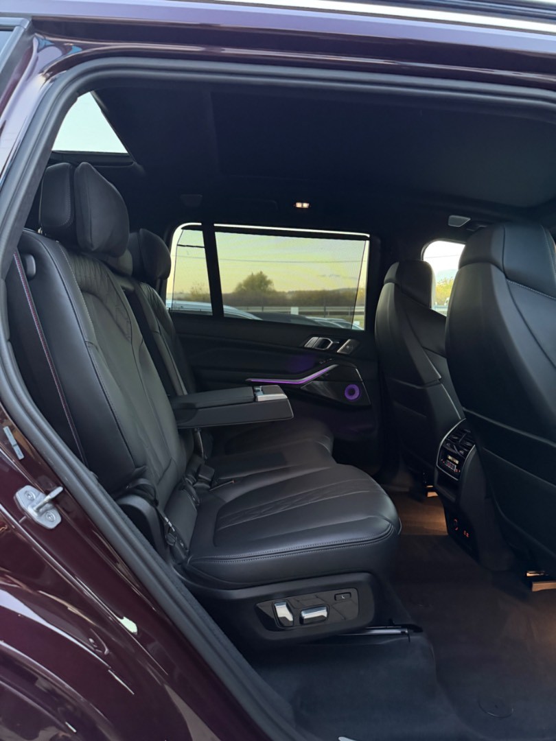 BMW X7 M60i x-Drive M-Sport HEV A/T 7-MIESTNE