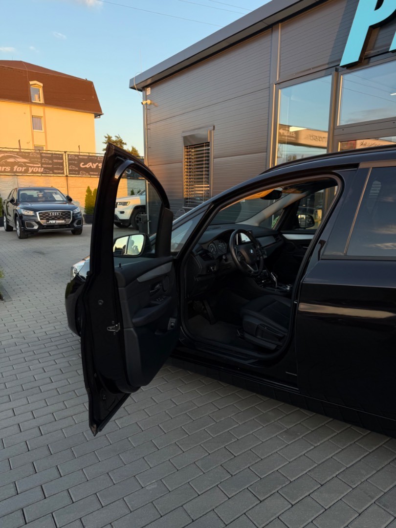 BMW Rad 2 Gran Tourer 2   220d xDrive A/T