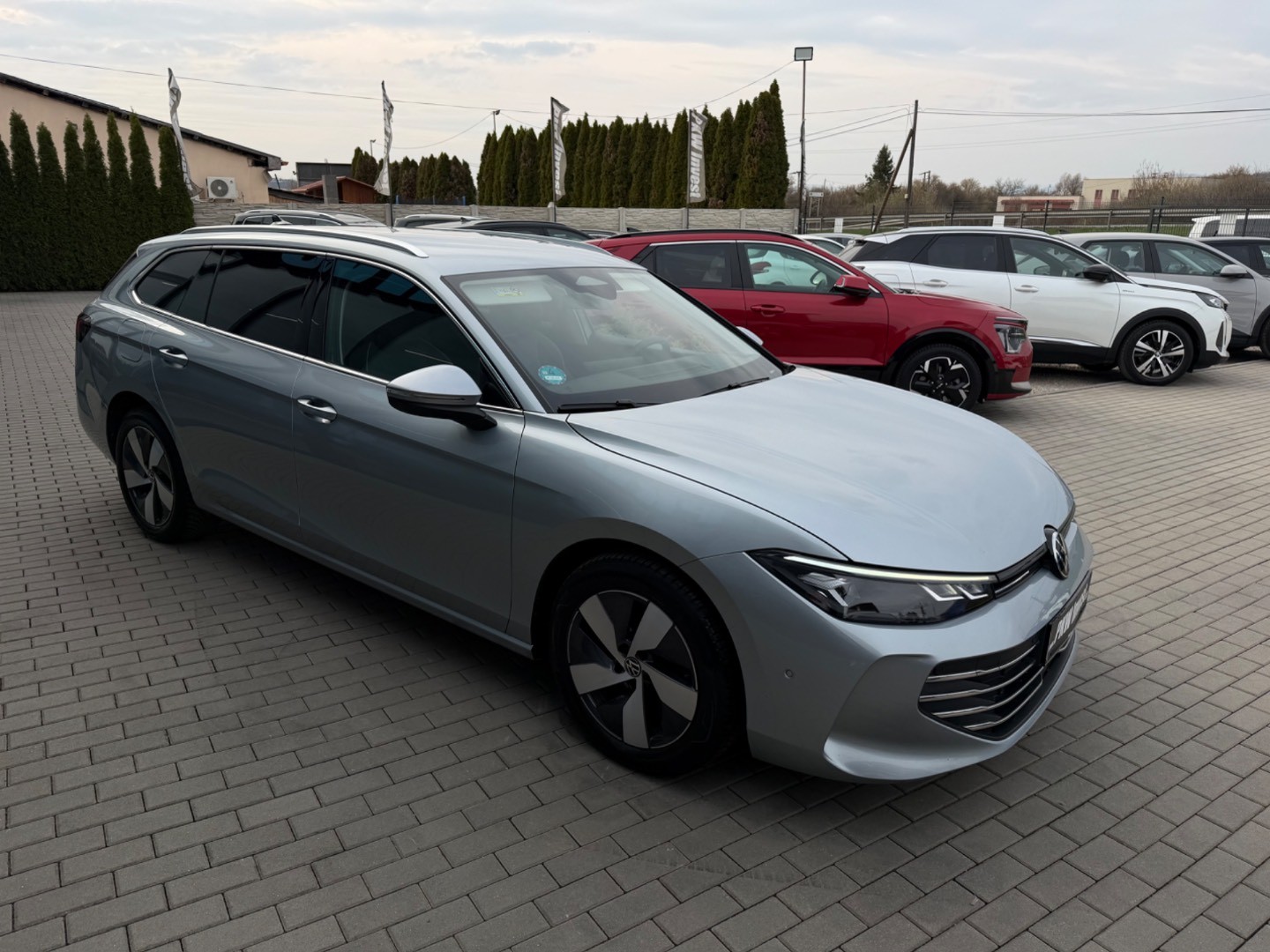 Volkswagen Passat Variant 2.0TDi DSG Elegance SK ŠPZ
