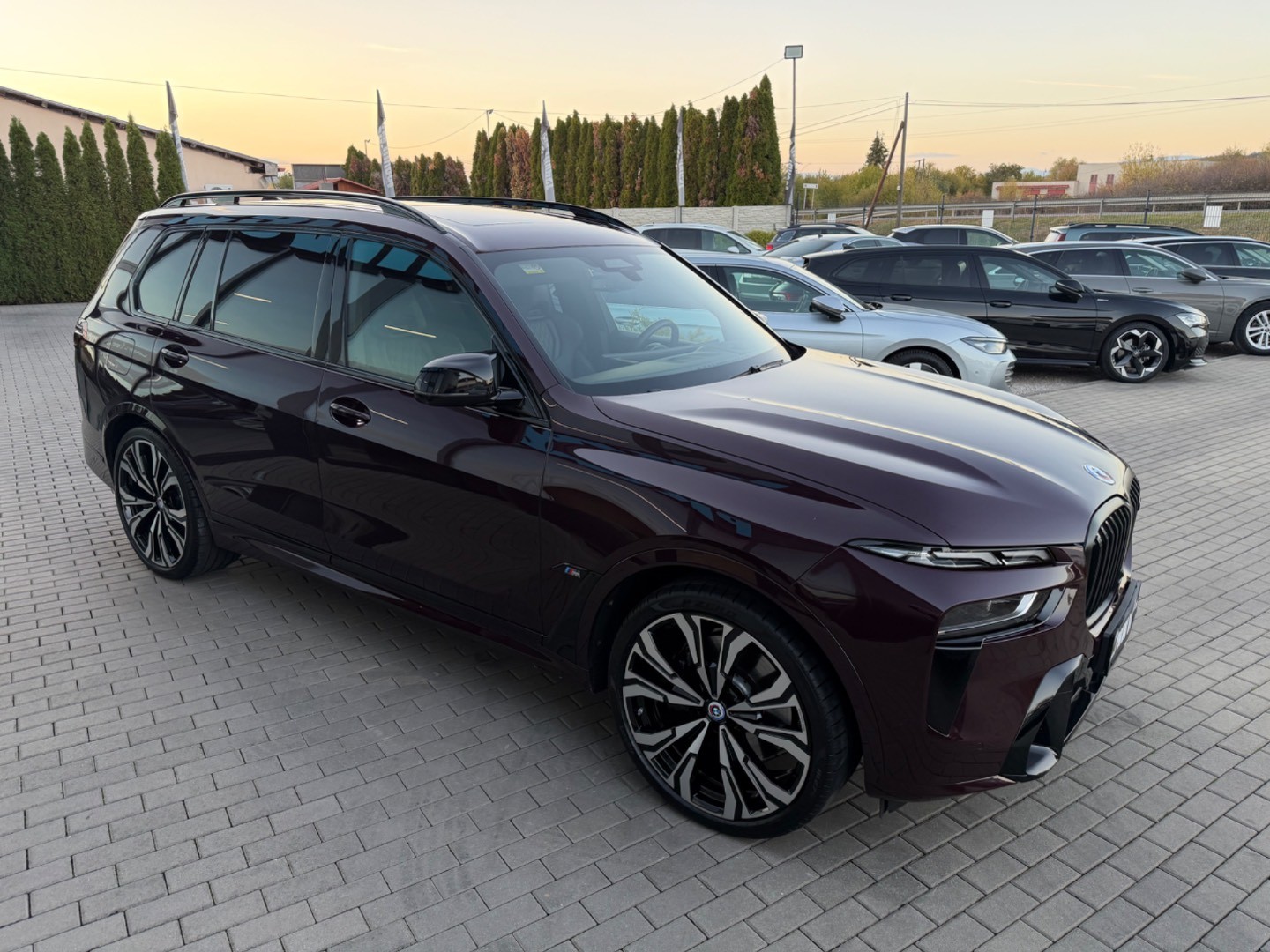 BMW X7 M60i x-Drive M-Sport HEV A/T 7-MIESTNE