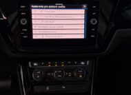 Volkswagen Touran 2.0TDi DSG Highline 7MIESTNY *ŤAŽNÉ*