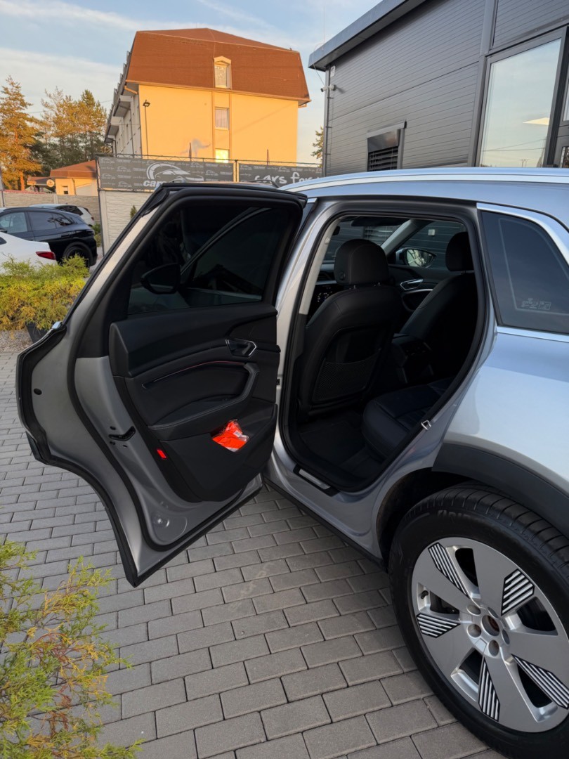 Audi E-tron 55 Quattro 300kW SOH 94,7%