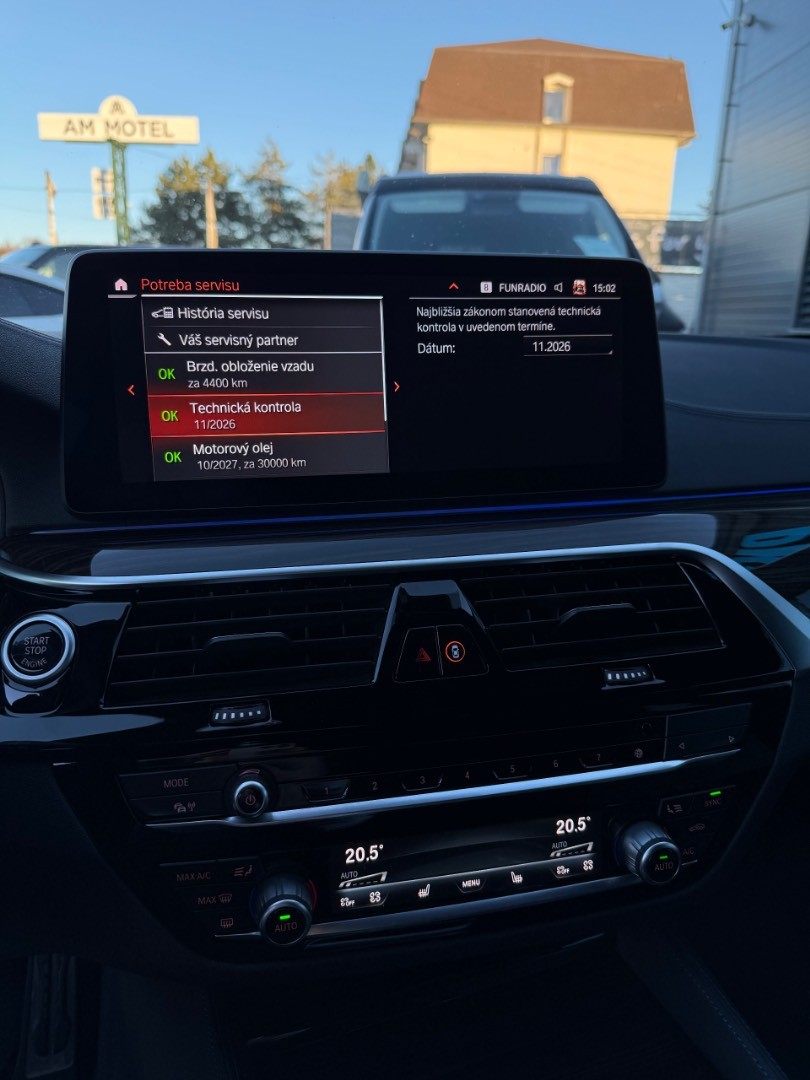 BMW Rad 5 Touring 530d  mHEV x-Drive A/T M-Sport M-sedadlá Edition SK ŠPZ