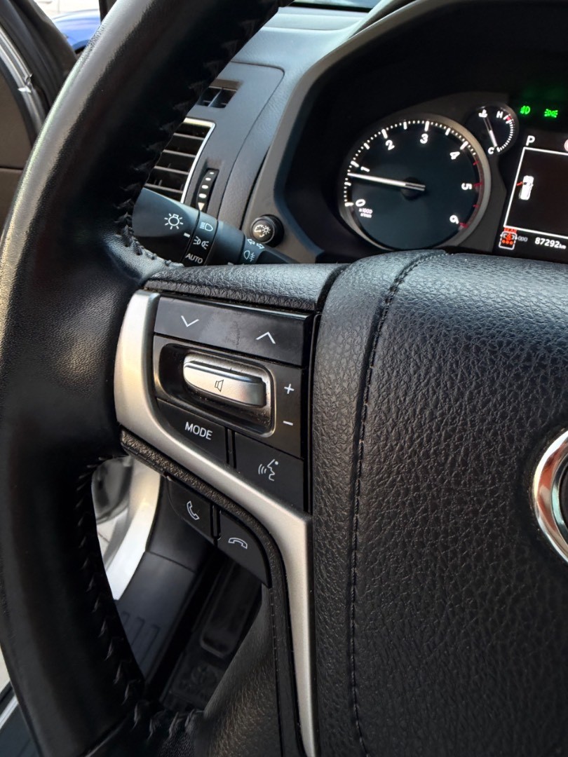 Toyota Land Cruiser 2.8 D-4D 204 Executive A/T 4×4