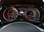 Volkswagen Touran 2.0TDi DSG Highline 7MIESTNY *ŤAŽNÉ*