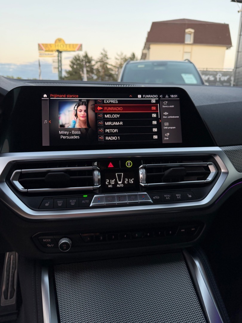 BMW Rad 4 Gran Coupé 420d   x-Drive A/T M-Sport line SK ŠPZ